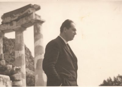 ΑΠΟ ΤΟ ΜΙΚΡΟ ΣΤΟ ΜΕΓΑΛΟ Δημήτρης Χριστοδούλου