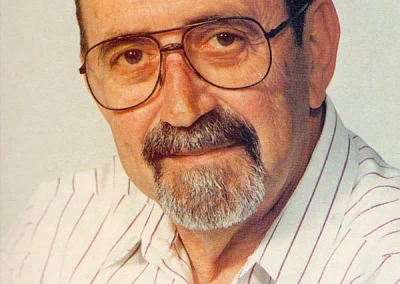 ΑΠΟ ΤΟ ΜΙΚΡΟ ΣΤΟ ΜΕΓΑΛΟ Λάκης Μιχαηλίδης